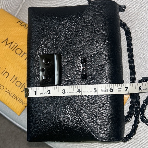 VALENTINO BY MARIO VALENTINO
Isabelle Dollaro Leather Shoulder Bag - Picture 10 of 10